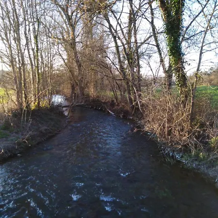 Le Moulin De Brousset Apartment Pereuil